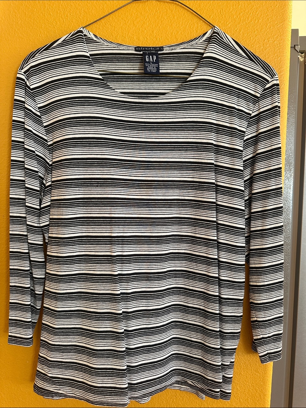 GAP Black and White Striped Long-Sleeve Women’s Tee